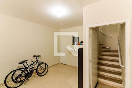 Casa à venda com 180m², 3 quartos e 3 vagas Casa à venda com 180m², 3 quartos e 3 vagasGaragem
