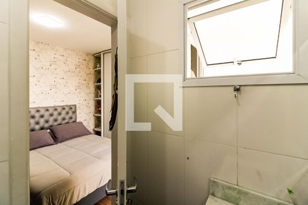 Casa à venda com 180m², 3 quartos e 3 vagas Casa à venda com 180m², 3 quartos e 3 vagasBanheiro da Suíte 1