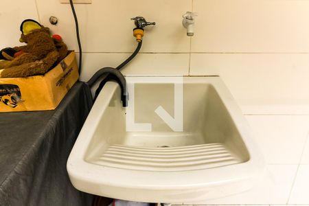 Casa à venda com 180m², 3 quartos e 3 vagas Casa à venda com 180m², 3 quartos e 3 vagasÁrea de Serviço