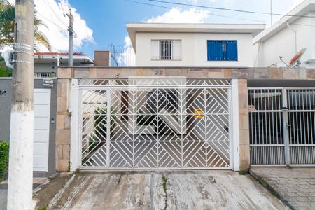 Casa à venda com 126m², 4 quartos e 2 vagas Casa à venda com 126m², 4 quartos e 2 vagasFachada