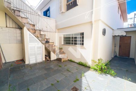 Casa à venda com 126m², 4 quartos e 2 vagas Casa à venda com 126m², 4 quartos e 2 vagasQuintal