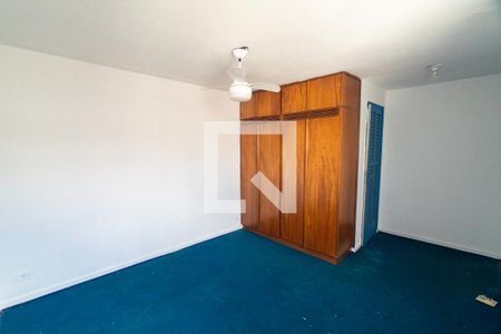 Casa à venda com 126m², 4 quartos e 2 vagas Casa à venda com 126m², 4 quartos e 2 vagasEdícula - Suíte