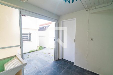 Casa à venda com 126m², 4 quartos e 2 vagas Casa à venda com 126m², 4 quartos e 2 vagasÁrea de Serviço