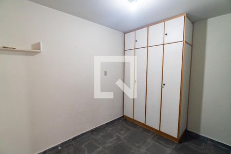 Casa à venda com 126m², 4 quartos e 2 vagas Casa à venda com 126m², 4 quartos e 2 vagasQuarto de Serviço