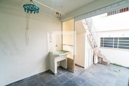 Casa à venda com 126m², 4 quartos e 2 vagas Casa à venda com 126m², 4 quartos e 2 vagasÁrea de Serviço