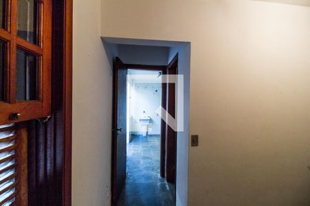 Casa de condomínio à venda com 320m², 5 quartos e 4 vagas Casa de condomínio à venda com 320m², 5 quartos e 4 vagasSuíte 5