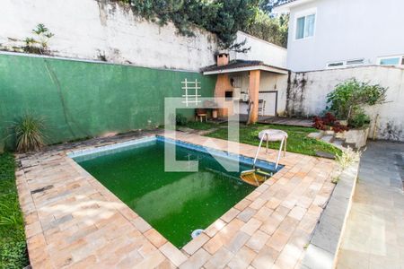 Casa de condomínio à venda com 320m², 5 quartos e 4 vagas Casa de condomínio à venda com 320m², 5 quartos e 4 vagasPiscina