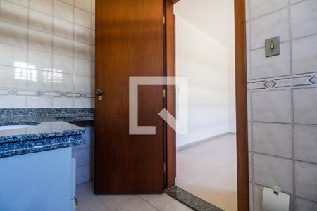 Casa de condomínio à venda com 320m², 5 quartos e 4 vagas Casa de condomínio à venda com 320m², 5 quartos e 4 vagasBanheiro da Suíte 3