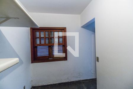 Casa de condomínio à venda com 320m², 5 quartos e 4 vagas Casa de condomínio à venda com 320m², 5 quartos e 4 vagasSuíte 5