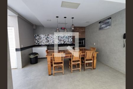 Apartamento para alugar com 60m², 2 quartos e 1 vaga Apartamento para alugar com 60m², 2 quartos e 1 vagaÁrea comum - Churrasqueira