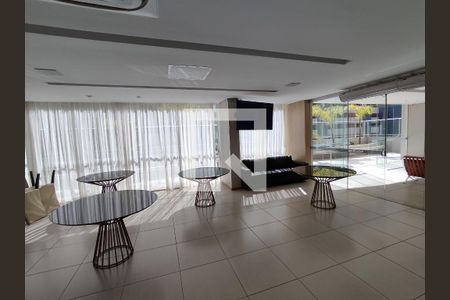 Apartamento para alugar com 60m², 2 quartos e 1 vaga Apartamento para alugar com 60m², 2 quartos e 1 vagaÁrea comum - Salão de festas