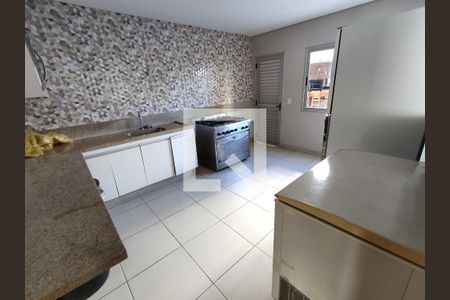 Apartamento para alugar com 60m², 2 quartos e 1 vaga Apartamento para alugar com 60m², 2 quartos e 1 vagaÁrea comum - Salão de festas