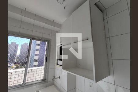 Apartamento para alugar com 60m², 2 quartos e 1 vaga Apartamento para alugar com 60m², 2 quartos e 1 vagaCozinha e Área de Serviço