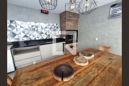 Apartamento para alugar com 60m², 2 quartos e 1 vaga Apartamento para alugar com 60m², 2 quartos e 1 vagaÁrea comum - Churrasqueira