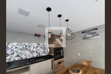 Apartamento para alugar com 60m², 2 quartos e 1 vaga Apartamento para alugar com 60m², 2 quartos e 1 vagaÁrea comum - Churrasqueira