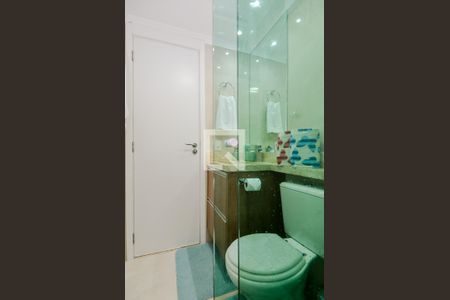 Apartamento à venda com 61m², 2 quartos e 2 vagasBanheiro da Suíte