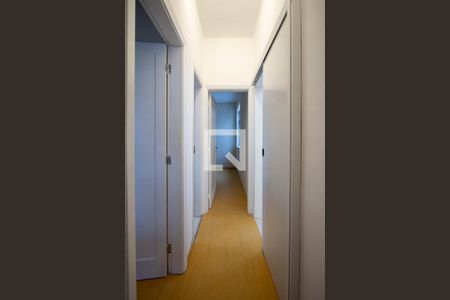 Apartamento à venda com 69m², 2 quartos e sem vagaCorredor