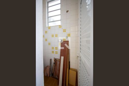 Apartamento à venda com 69m², 2 quartos e sem vagaBanheiro de Serviço