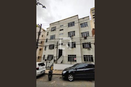 Apartamento à venda com 69m², 2 quartos e sem vaga Apartamento à venda com 69m², 2 quartos e sem vagaFachada