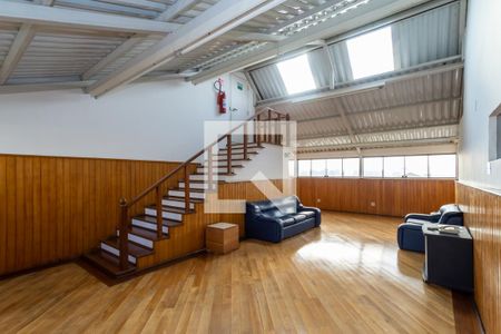 Apartamento para alugar com 296m², 3 quartos e 3 vagas Apartamento para alugar com 296m², 3 quartos e 3 vagasÁrea comum