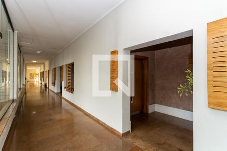 Apartamento para alugar com 296m², 3 quartos e 3 vagas Apartamento para alugar com 296m², 3 quartos e 3 vagasÁrea comum