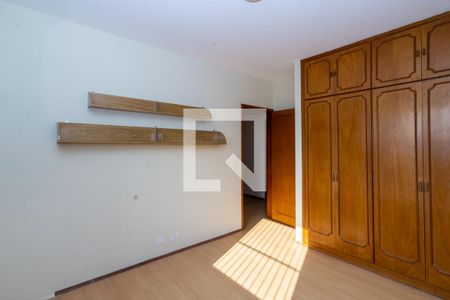 Apartamento para alugar com 296m², 3 quartos e 3 vagas Apartamento para alugar com 296m², 3 quartos e 3 vagasQuarto 2