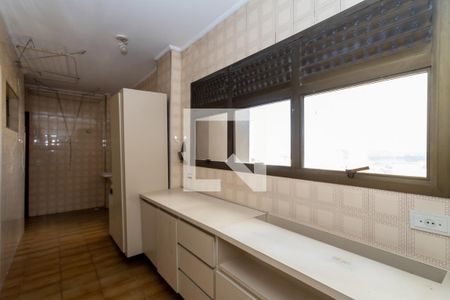 Apartamento para alugar com 296m², 3 quartos e 3 vagas Apartamento para alugar com 296m², 3 quartos e 3 vagasÁrea de Serviço
