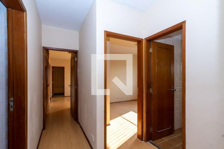 Apartamento para alugar com 296m², 3 quartos e 3 vagas Apartamento para alugar com 296m², 3 quartos e 3 vagasCorredor