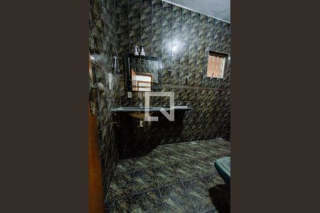 Casa à venda com 160m², 3 quartos e 3 vagas Casa à venda com 160m², 3 quartos e 3 vagasBanheiro