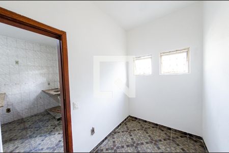 Casa à venda com 160m², 3 quartos e 3 vagas Casa à venda com 160m², 3 quartos e 3 vagasQuarto de serviço