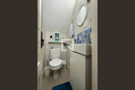 Casa à venda com 92m², 2 quartos e 2 vagasLavabo 