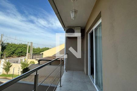 Casa à venda com 92m², 2 quartos e 2 vagasVaranda da suíte 1