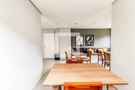 Apartamento à venda com 36m², 2 quartos e sem vaga Apartamento à venda com 36m², 2 quartos e sem vagaÁrea Comum - Salão de Festas