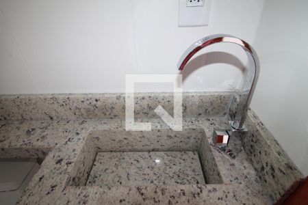 Casa à venda com 175m², 3 quartos e 4 vagasBanheiro da SuíteBanheiro da Suíte