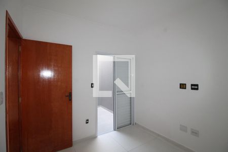 Casa à venda com 170m², 3 quartos e 4 vagasquarto 2  