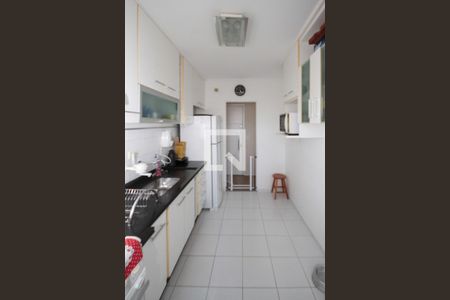 Apartamento à venda com 57m², 2 quartos e 1 vaga Apartamento à venda com 57m², 2 quartos e 1 vagaCozinha