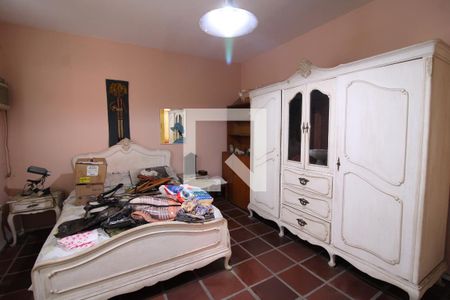 Casa à venda com 477m², 5 quartos e 3 vagasQuarto 2