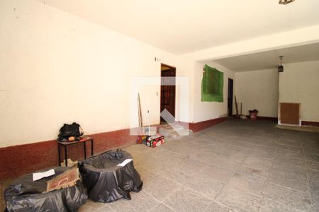 Casa à venda com 477m², 5 quartos e 3 vagasÁrea Externa -Garagem