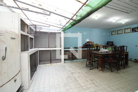 Casa à venda com 477m², 5 quartos e 3 vagasÁrea de Serviço