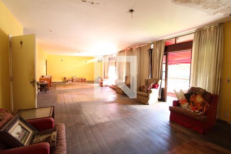 Casa à venda com 477m², 5 quartos e 3 vagasSala 2º andar