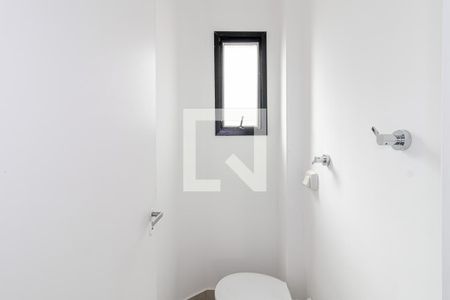 Apartamento para alugar com 270m², 4 quartos e 4 vagas Apartamento para alugar com 270m², 4 quartos e 4 vagasBanheiro de Serviço