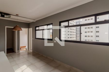 Apartamento para alugar com 270m², 4 quartos e 4 vagas Apartamento para alugar com 270m², 4 quartos e 4 vagasÁrea de Serviço