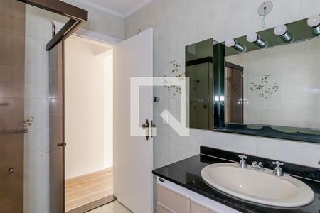 Apartamento para alugar com 270m², 4 quartos e 4 vagas Apartamento para alugar com 270m², 4 quartos e 4 vagasBanheiro da Suíte 1
