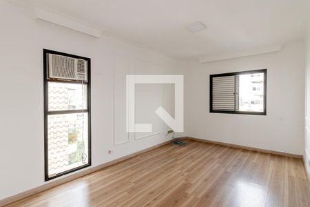 Apartamento para alugar com 270m², 4 quartos e 4 vagas Apartamento para alugar com 270m², 4 quartos e 4 vagasSuíte 3