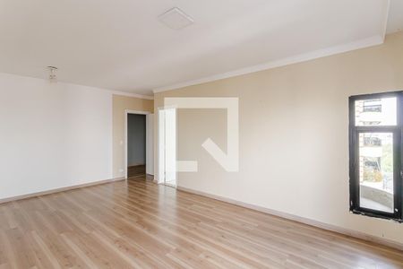 Apartamento para alugar com 270m², 4 quartos e 4 vagas Apartamento para alugar com 270m², 4 quartos e 4 vagasSuíte 4