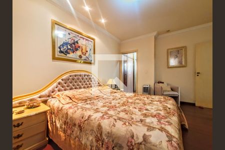 Apartamento à venda com 164m², 4 quartos e 3 vagas Apartamento à venda com 164m², 4 quartos e 3 vagasQuarto2