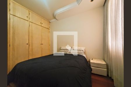 Apartamento à venda com 164m², 4 quartos e 3 vagas Apartamento à venda com 164m², 4 quartos e 3 vagasQuarto 1