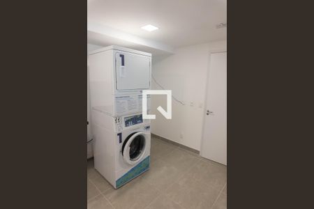 Studio para alugar com 30m², 1 quarto e sem vaga Studio para alugar com 30m², 1 quarto e sem vagaLavanderia