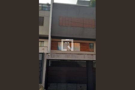 Casa à venda com 150m², 3 quartos e 6 vagas