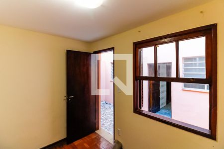 Casa à venda com 140m², 3 quartos e 2 vagasQuarto de Serviço